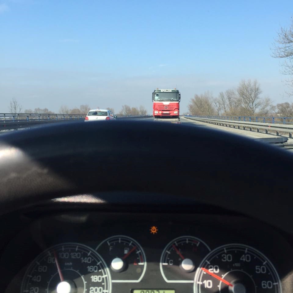 SEKUNDA DO SMRTI? Što biste vi učinili pri toj brzini?