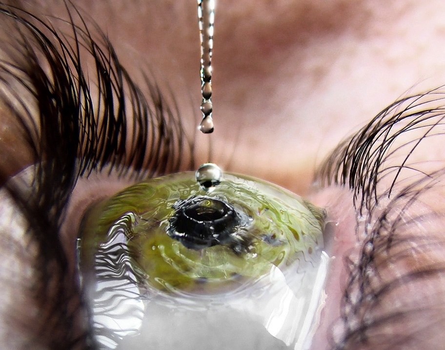 Fenomenalna fotka kapi koja pada na ljudsko oko