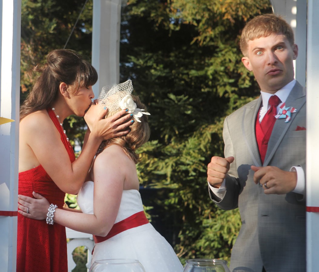 Možete poljubiti mladu.. ne ti, djeverušo, fuj to!