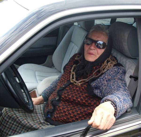 Tko kaže da i El Bakunater ne može biti mafijaški boss