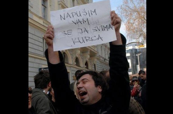 Kad si toliko bijesan da im psuješ sve svoje!