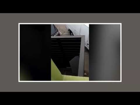 Čovjek uhvaćen u žestokom seksu sa cestom