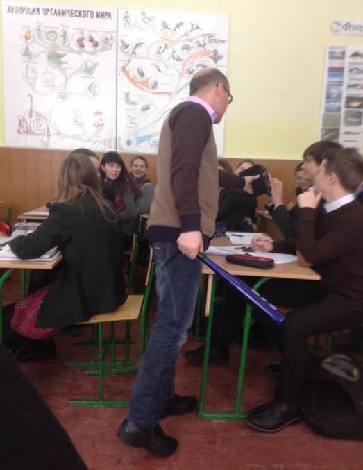 Učitelji vježbaju strogoću: Bejzbol palica kao odgojna mjera