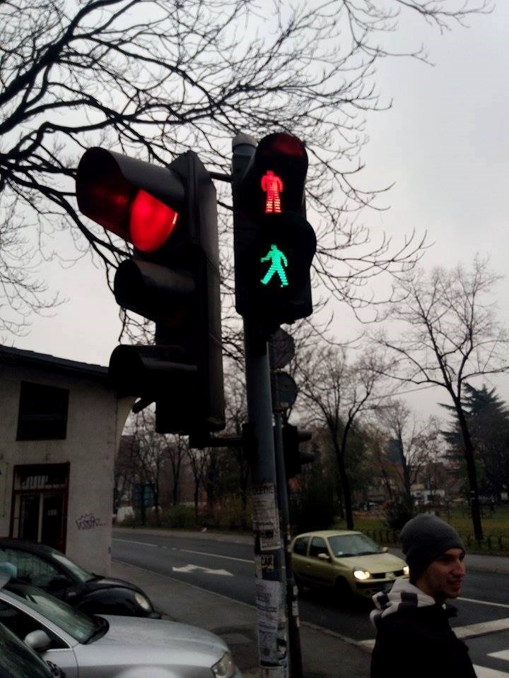 Što napraviti u ovoj situaciji, ako ste pješak? :)