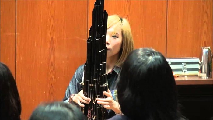 GENIJALNO! Tajvanka na tradicionalnom kineskom instrumentu svira pozadinu iz Super Maria!