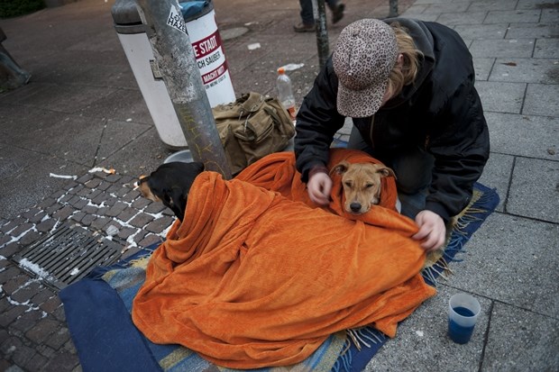 Za sebe nema, ali je prijatelje zaštitio od zime