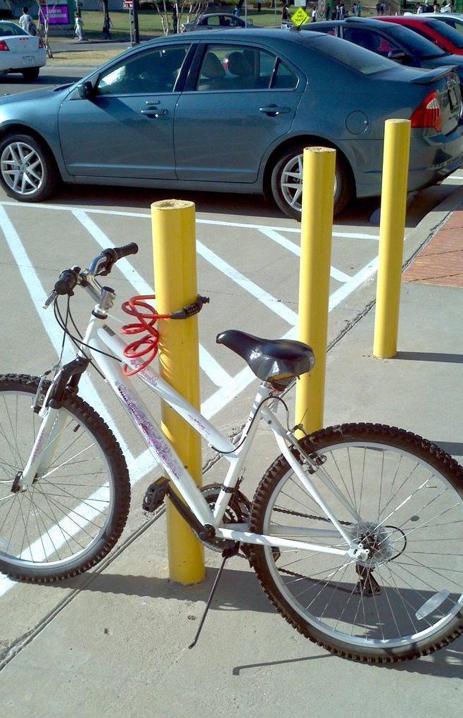 Kad moron nabavi bicikl i lokot