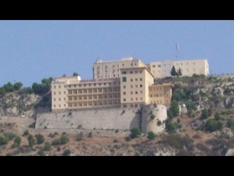 VIDEO: "Ukleti" hotel s vrha planine 60 godina nije primio nijednog gosta!