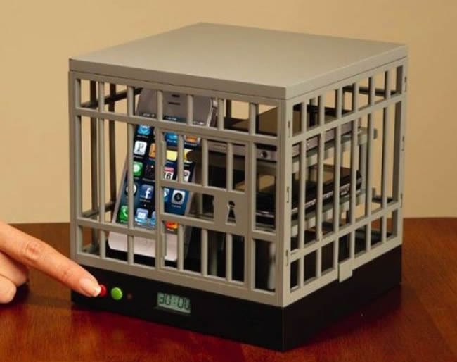 Kavez za ovisnike o mobitelima