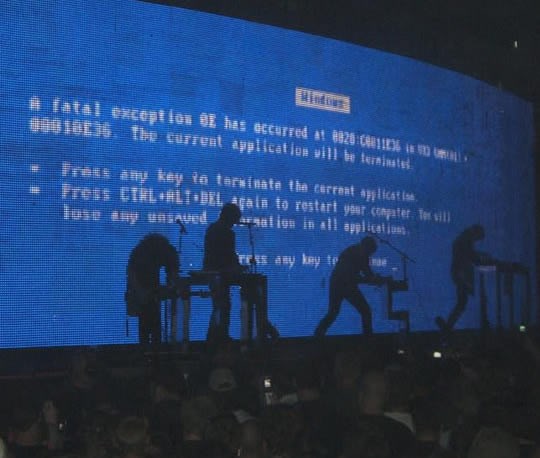 Glupi Windowsi: Plavi Ekran Smrti uvijek sve upropasti!