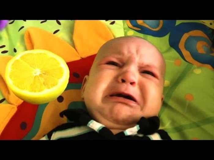 VIDEO: Pogledajte reakcije beba koje prvi put jedu limun