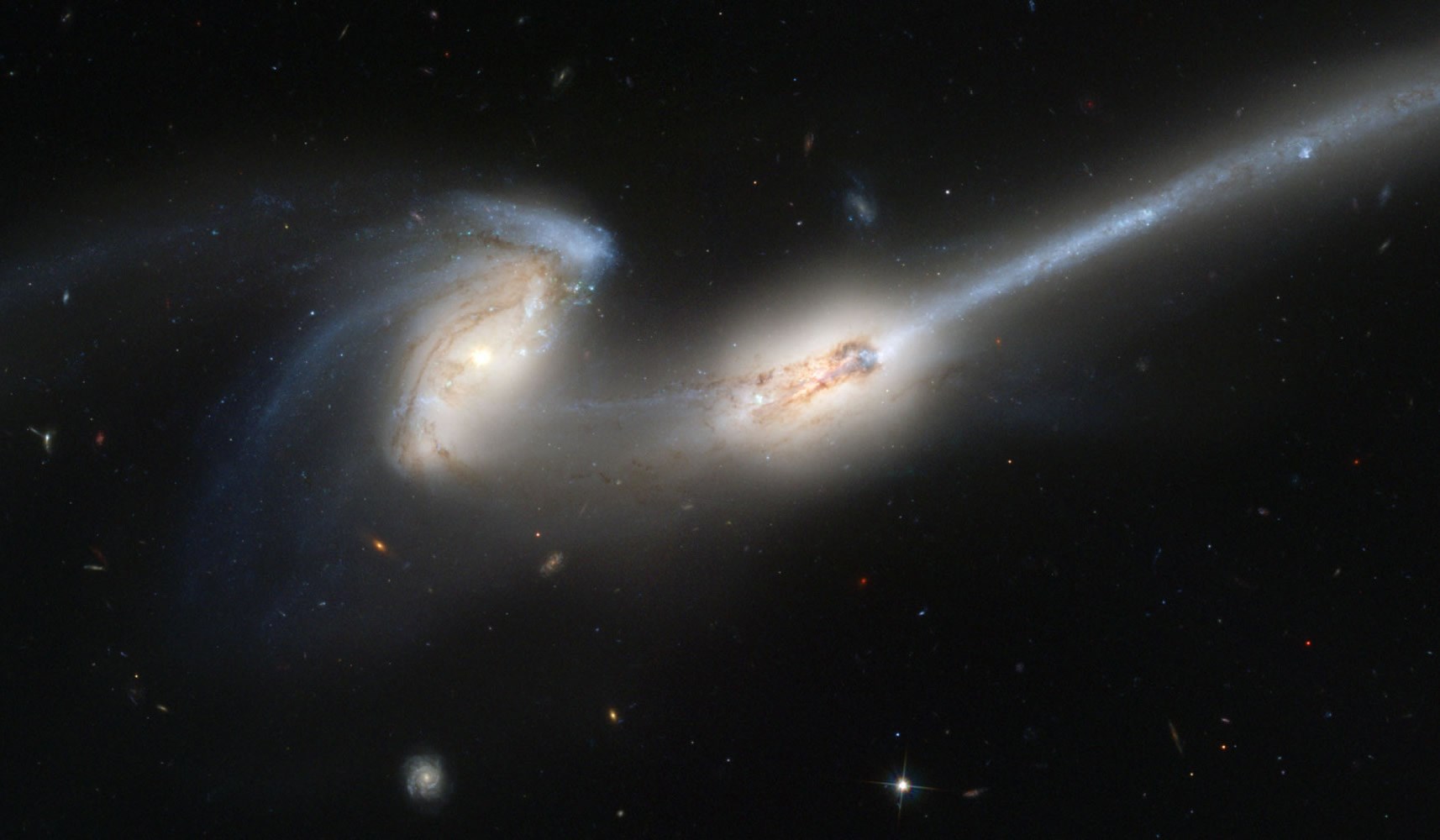 OTKRIĆE: Hubble potvrdio - sudar naše galaksije s Andromedom već je započeo!