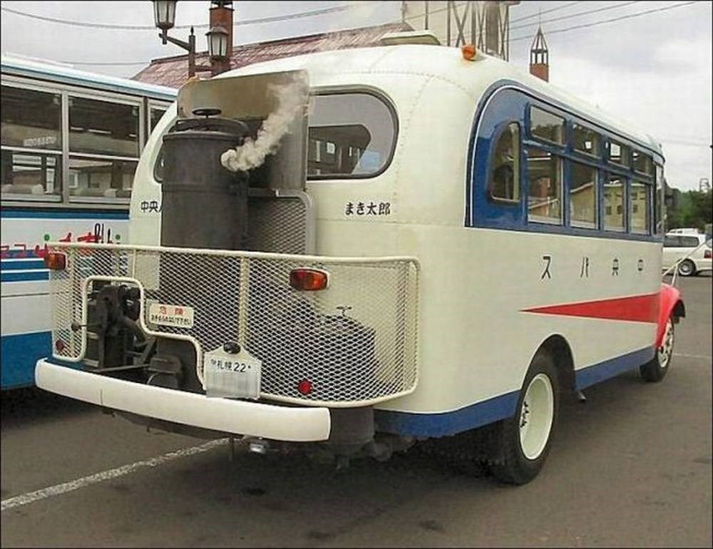 Autobus na parni pogon: Zaboli ga za cijene benzina
