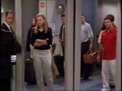 VIDEO: Nikad niste vidjeli ovu izbrisanu scenu iz "Prijatelja"?