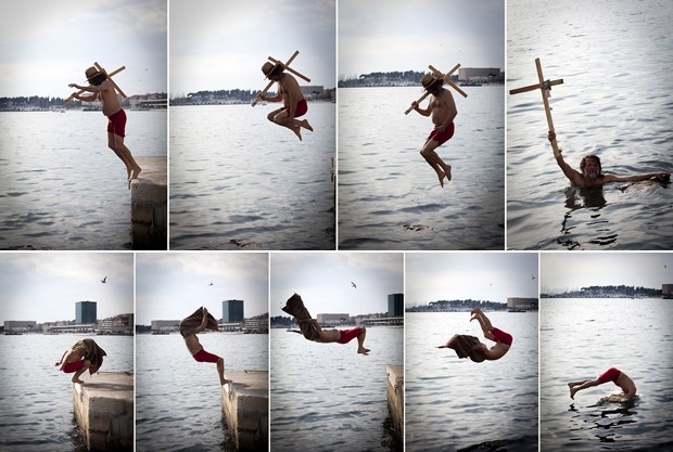 Propali poduzetnik postao vjernik pa s križem skakao u more