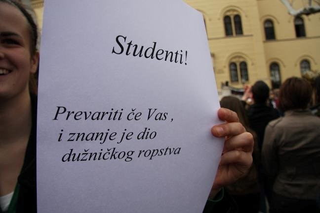 Nije teško prevariti nepismene ljude