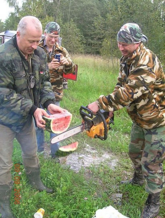 Ruska verzija "Cijeli život krivo režete lubenicu" dodijavanja