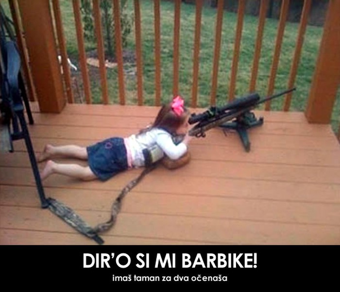 Hello Kitty snajperistica nema milosti: Diraš Barbie, umreš