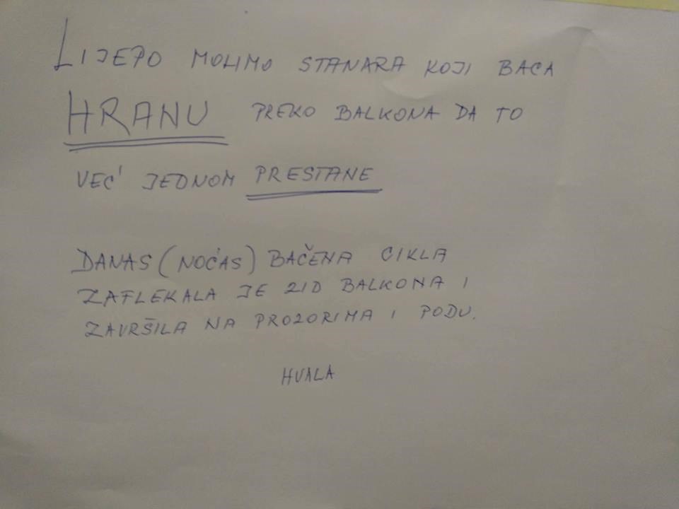 Tko to baca hranu kroz prozor?