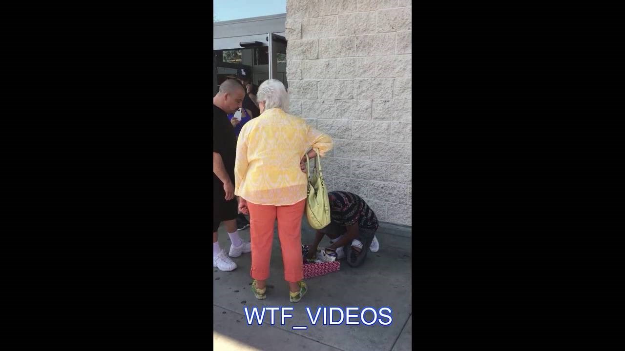 Starica napala djevojčicu koja prodaje slatkiše, ljubazni stranac je UNIŠTIO!