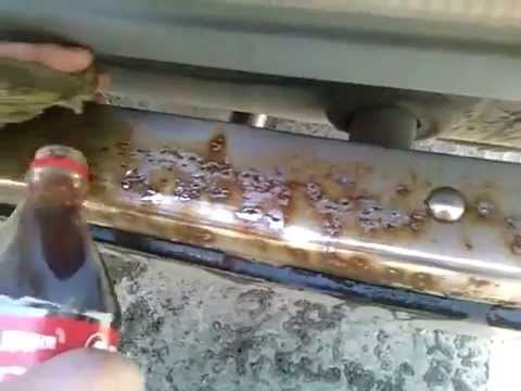 VIDEO: Pijete li sredstvo za uklanjanje hrđe uz ručak?