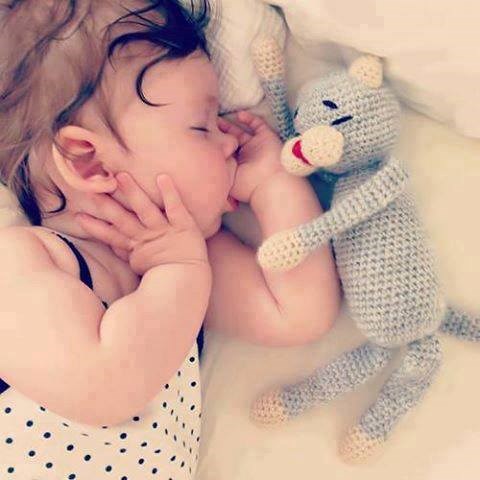 Ovolika si bila kad si se zadnje dobro naspavala