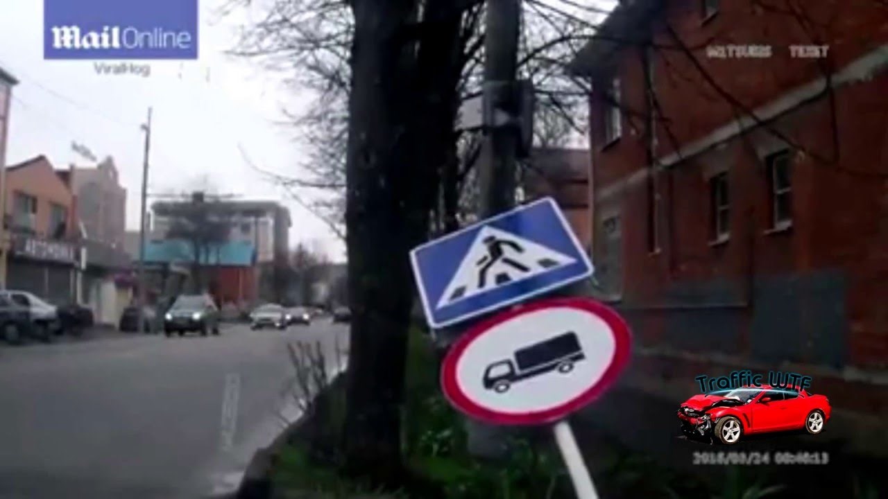 BOŽE, DAJ MI ZNAK: Prometna nesreća iz crtića