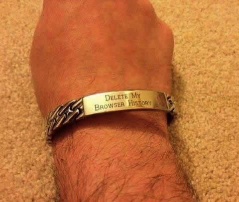 Najbolji frend ti zbriše pornjavu s kompa kad odapneš