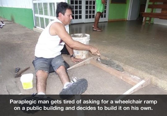 Čovjeku u kolicima dojadilo moliti, pa sam sazidao rampu