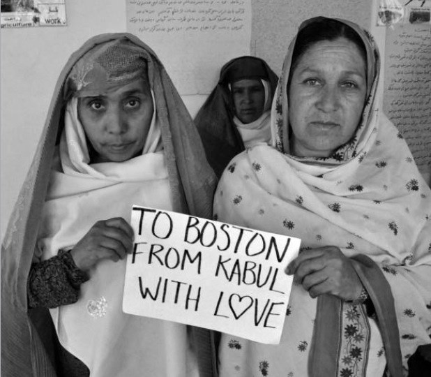 Afganistan suosjeća s Amerikom: Amerika uzvraća ratom