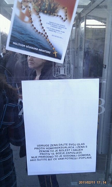 Bolesni umovi: Molite protiv pedera, inače će potresi!