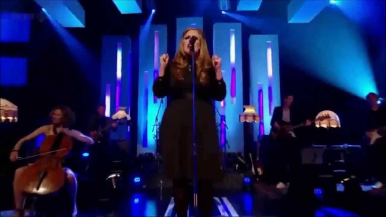 VIDEO: Zna li Adele zaista pjevati? Poslušajte sirovu snimku s mikrofona!