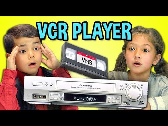 Djeca prvi put vide video uređaj, ovo su njihove reakcije!