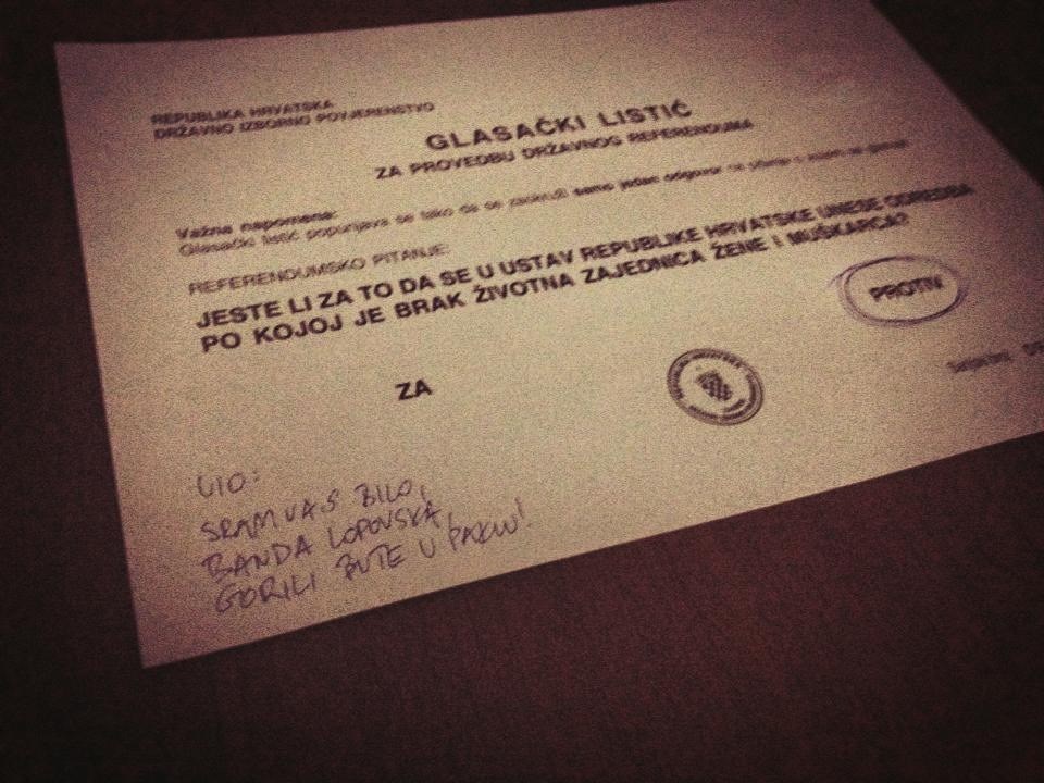 Građani "U ime obitelji" počastili i porukama na listićima