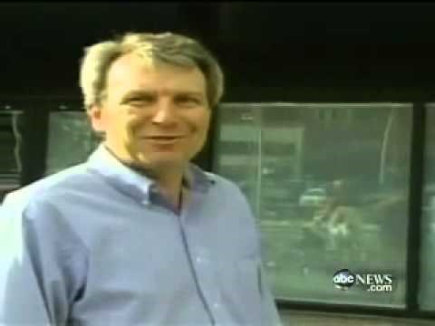 VIDEO: Bankar s dušom - spasio cijelu obitelj patkica!