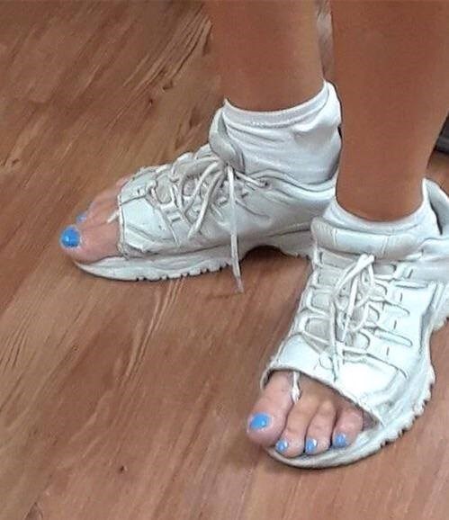 Ako vam je žao bacati staru obuću - evo što možete učiniti