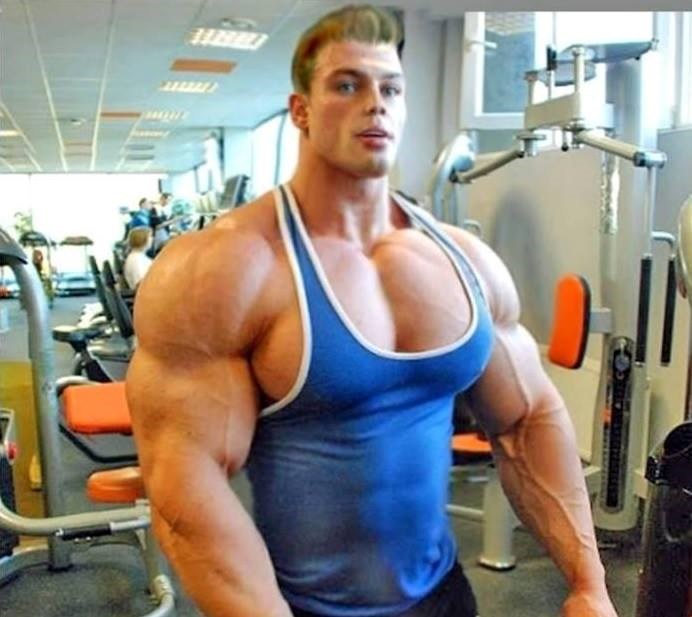 Johnny Bravo, jesi to ti?