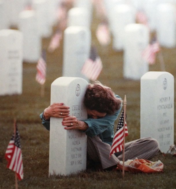 Od svega što čovjek radi, rat je najneprirodniji