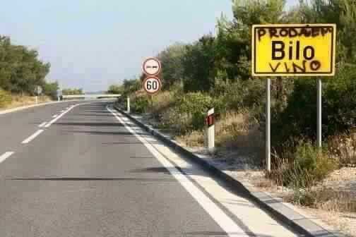 Vozače na tabli umjesto imena mjesta dočekao oglas