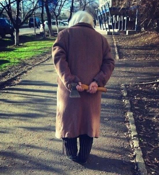 Sprejevi i šokeri su za curice!