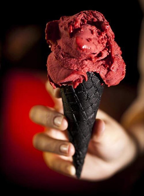 Slatkač "Crveni baršun"