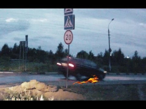 Čudan narod: Pogledajte kako u Rusiji prelaze preko ležećeg policajca!