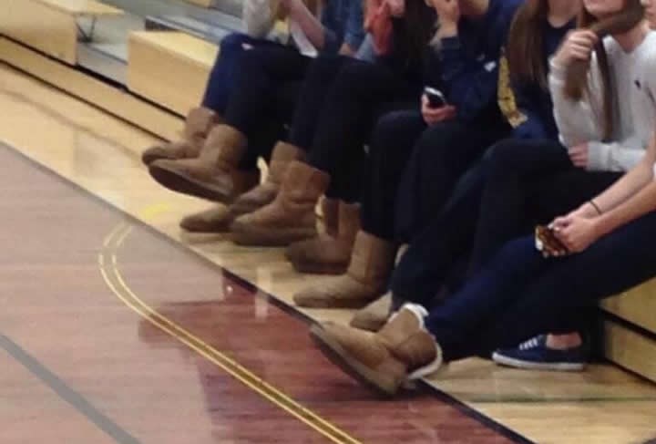 Kupi skupe čizmice, budi posebna, budi svoja!