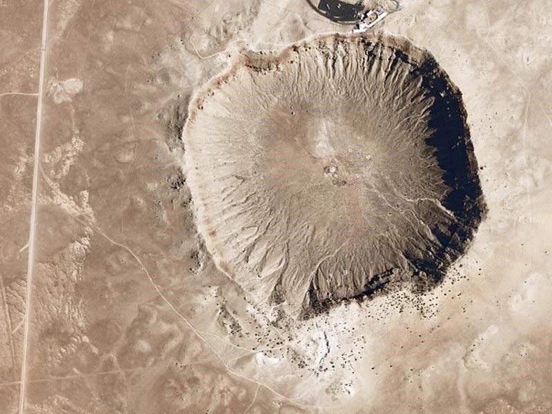 TED: Kako Zemlju obraniti od asteroida, a da nisu Bruce Willis i Aerosmith