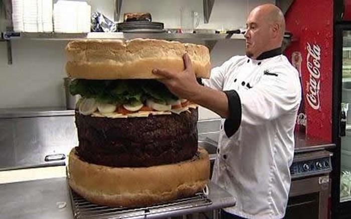 Najveći hamburger na svijetu? I dijetni sokić, molim!