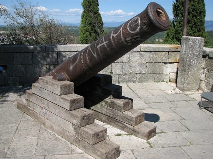 Hrvati mrze svoju povijesnu baštinu