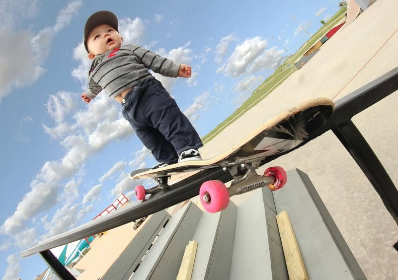 "Skater boy" osvaja srca žena od malih kotača