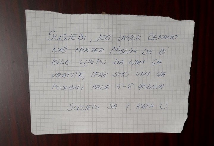 Stanare je na vratima dočekala urnebesna poruka susjeda koje su skroz zaboravili