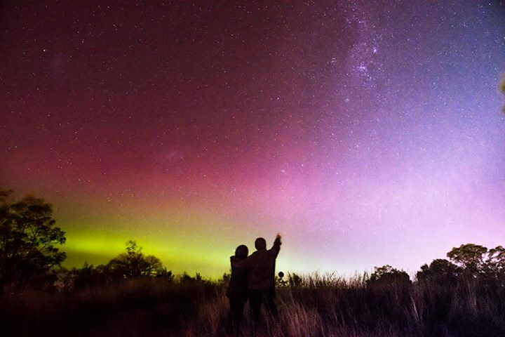Magično zvjezdano nebo: Romantične boje polarne svjetlosti