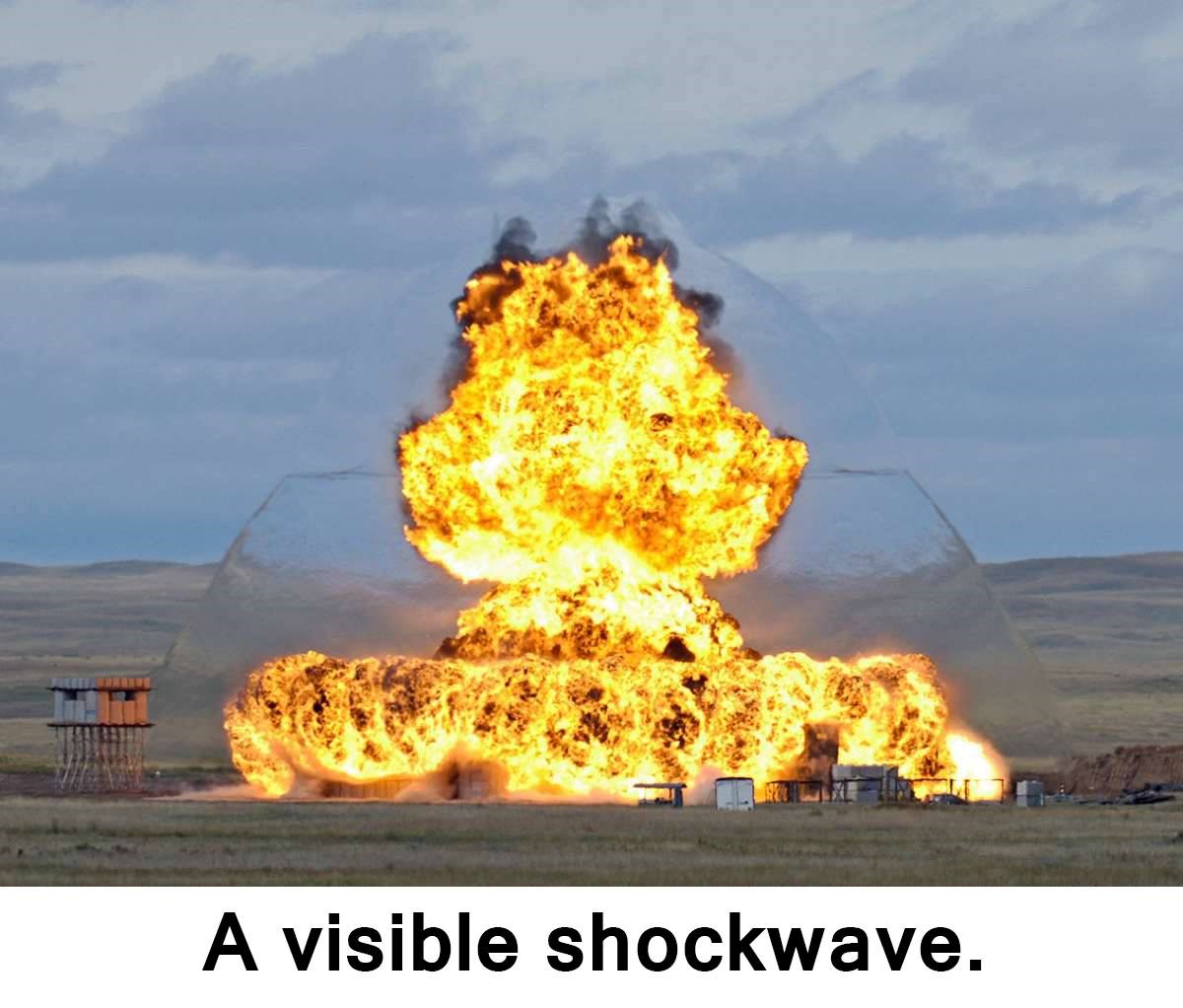 Zaustavljena eksplozija: Kamerom uhvaćen udarni val